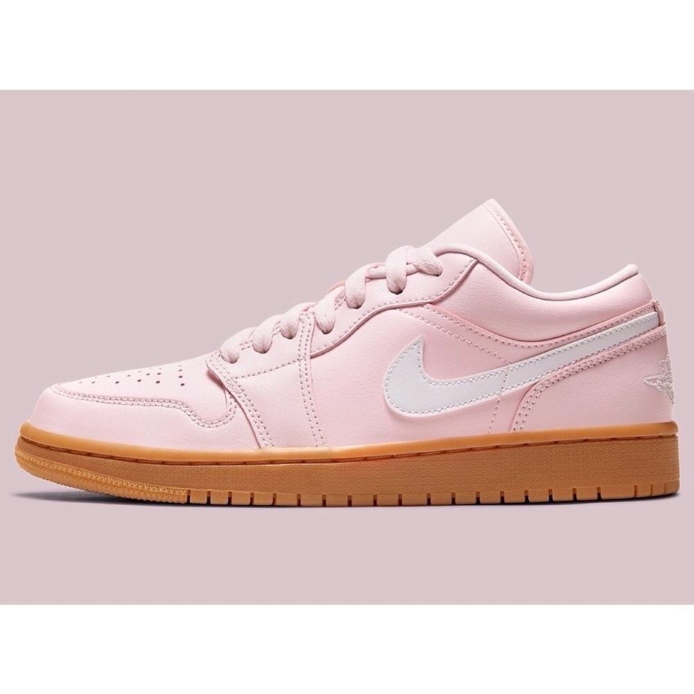 Nike Air Jordan 1 Low 🪷